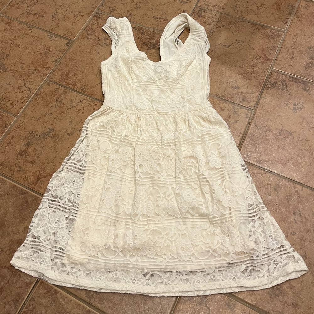 Hollister Lace dress size M